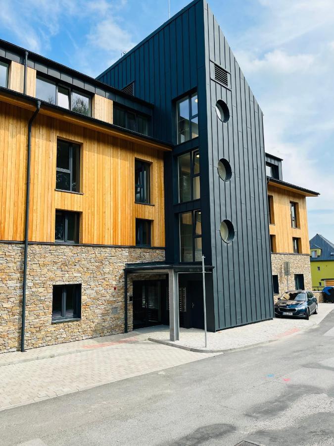 Stylovy Apartman Ski&Bike, ヤンスケー・ラーズニェ エクステリア 写真